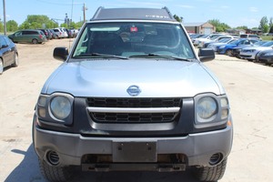 lot 24 image: 2002 Nissan Xterra