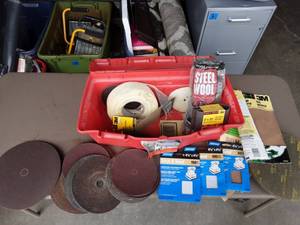 Tool Box Full Of Misc Sandpaper & Grinding Discs