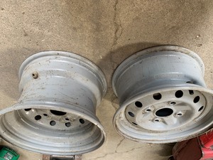 2 4 hole wheels