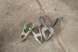 Lot of (3) Spring Clamps
