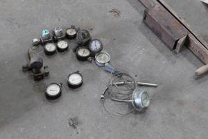Lot of  Pressure Gauges w Thermometer