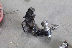 PintleBall Hitch Mount with 2 Ball