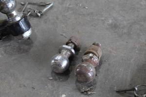 Lot of (2) Ball Hitches