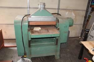 lot 823 image: Powermatic 224-D Planer