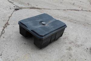 lot 864 image: Battery Case For Semi