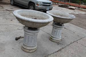 lot 865 image: Granite Bird BathPlanter