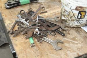 Lot of (1 Bucket) Assorted Wrenches