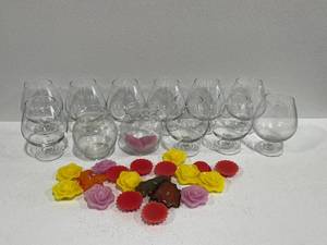 Fishbowls and Floating Candles for Decor
