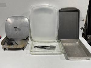 Assorted Kitchen Items