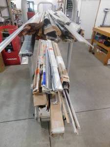 lot 98 image: Assorted lot of Trim  Flooring transition