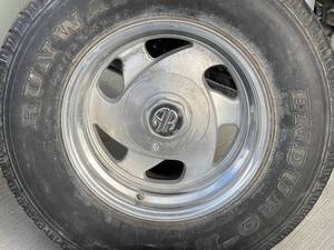 lot 1 image: American Racing Aluminum Wheels