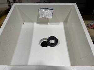 lot 47 image: Mustee Mop Basin
