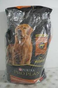 lot 78 image: Purina Pro Plan Essentials Adult Dog Food