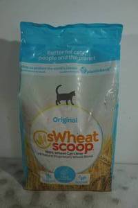lot 79 image: Original Wheat Scoop Cat Litter