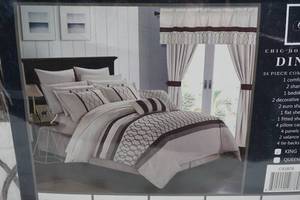 lot 34 image: Chic Home 24 Piece Dinah Comforter Set - King