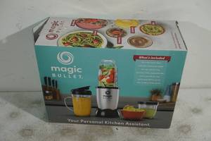 lot 103 image: Magic Bullet Food Processor