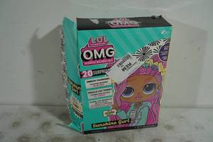 lot 42 image: LOL Surprise OMG Doll Set