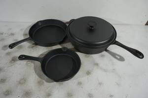 lot 99 image: NEW Pre-Seasoned Cast Iron Cookware - 4 Pieces