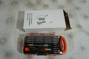 lot 174 image: NEW Premium 23 Piece Tool Kit