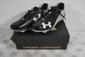 lot 130 image: NEW Under Armour Speed Phantom Low Football Cleats - Mens 10.5
