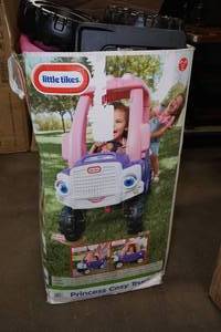 lot 182 image: INCOMPLETE Little Tikes Princess Cozy Truck - MISSING AXLES