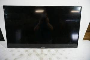 lot 208 image: Westinghouse 40 LED TV