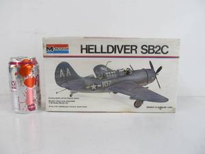 lot 49 image: Vintage Monogram Helldiver SB2C