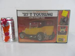 lot 61 image: Revell Lil John Butteras 27 T Touring Ford Street Rod