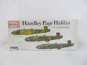 lot 35 image: Vintage MPC Profile Series Handley Page Halifax