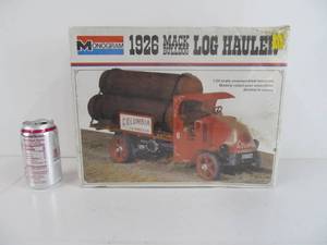 lot 102 image: Vintage Monogram 1926 Mack Bulldog Log Hauler