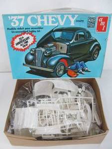 lot 131 image: Vintage AMT 37 Chevy Coupe Street Rod