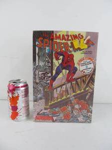 lot 152 image: NOS Vintage Aurora Comic Scenes SPIDERMAN wComic