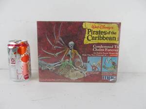 lot 161 image: Vintage MPC Walt Disneys Pirates of the Caribbean Condemned To Chains Forever Scene