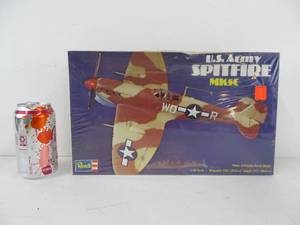 lot 165 image: Vintage Revell U.S. Army Spitfire MK5C