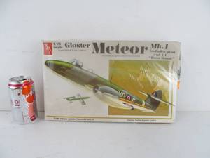 lot 169 image: Vintage AMT Gloster Meteor Mk.1