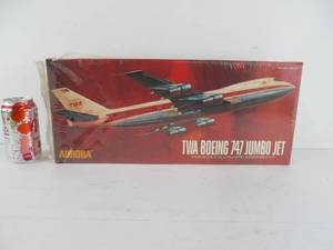 lot 199 image: Vintage Aurora TWA Boeing 747 Jumbo Jet