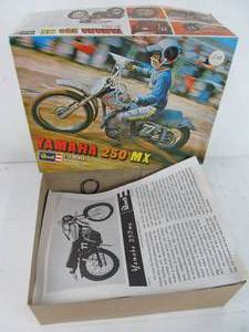 lot 255 image: Vintage Revell YAMAHA 250 MX