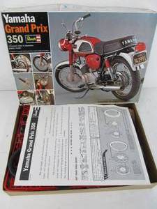 lot 259 image: Vintage Revell Yamaha Grand Prix 350