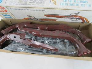lot 265 image: Vintage Life-Like Hobby Kits Duelling Pistols A Matched Set