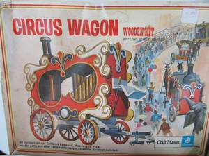 lot 277 image: Group of 4 Wooden Model Kits - As Is