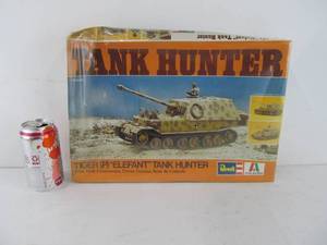 lot 307 image: Larger Revell TANK HUNTER Tiger (P) Elefant Tank
