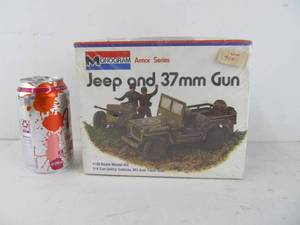 lot 308 image: Vintage Monogram Armor Series Jeep and 37mm Gun