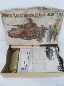 lot 338 image: Vintage Tamiya Panzer Kampfwagen III Ausf. MN Tank