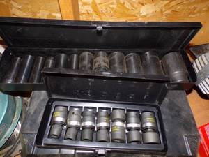 lot 96 image: Impact Sockets