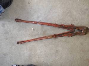 lot 111 image: Bolt Cutter