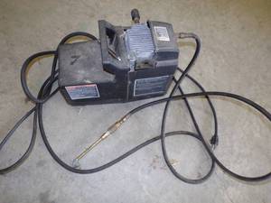 lot 127 image: Air Compressor