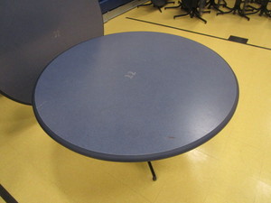 lot 321 image: (5) 54 Round Fold Up Adjustable Height Tables