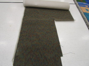 lot 391 image: 11x13 Music Carpet & Roll of Entry Carpet