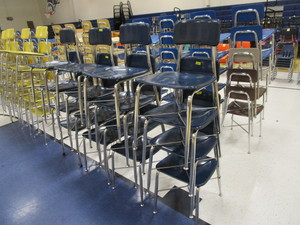 lot 298 image: (16) Student Chairs  Seat Height