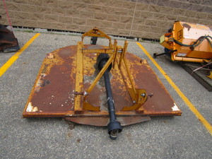 lot 9 image: 6 Woods Brushbull Rotary Mower
